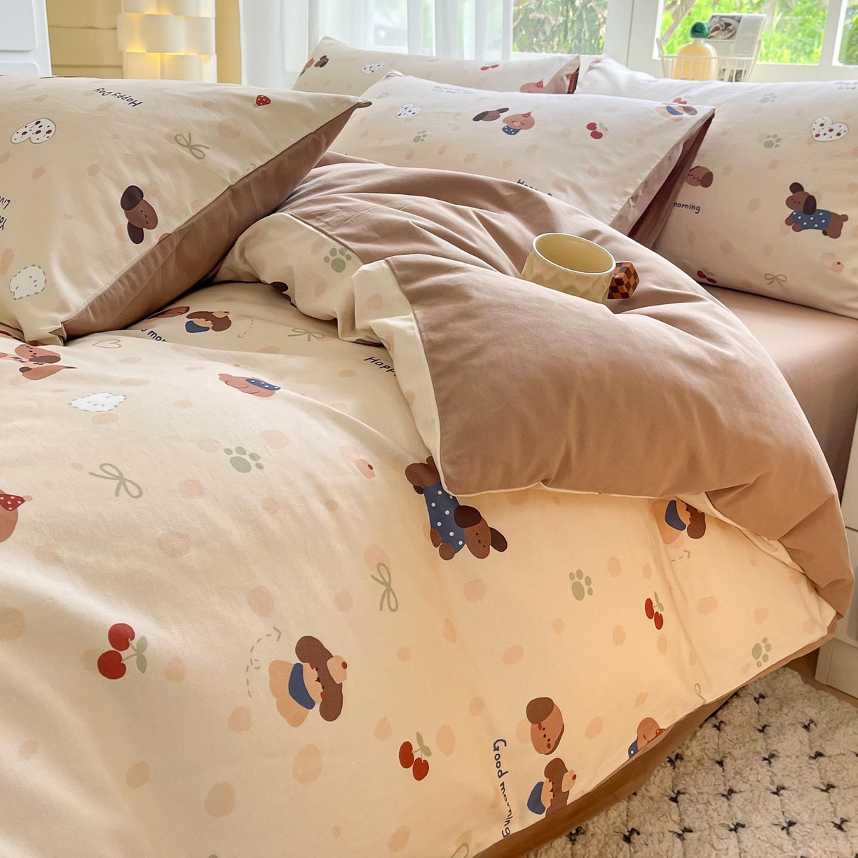 91家纺网 家纺一手货源 找家纺 涵宸家纺 2025新款原棉加厚磨毛印花四件套 小狗日记