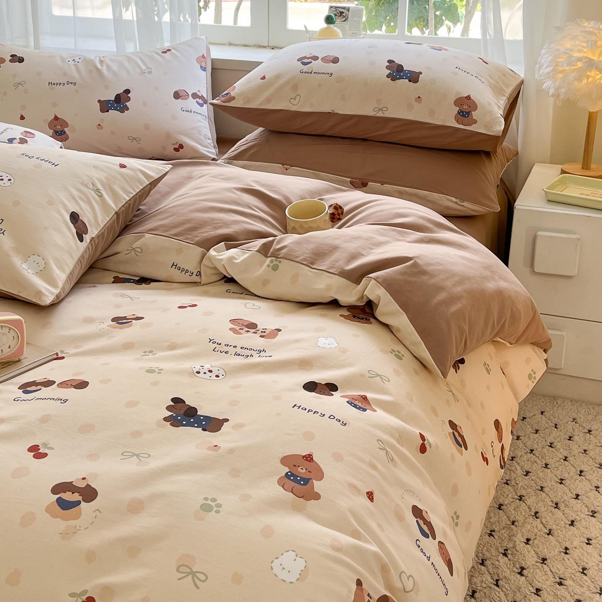 91家纺网 家纺一手货源 找家纺 涵宸家纺 2025新款原棉加厚磨毛印花四件套 小狗日记