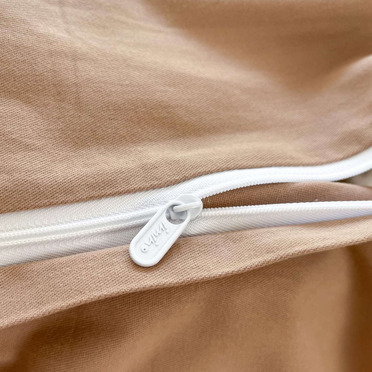 91家纺网 家纺一手货源 找家纺 涵宸家纺 2025新款原棉加厚磨毛印花四件套 小狗日记