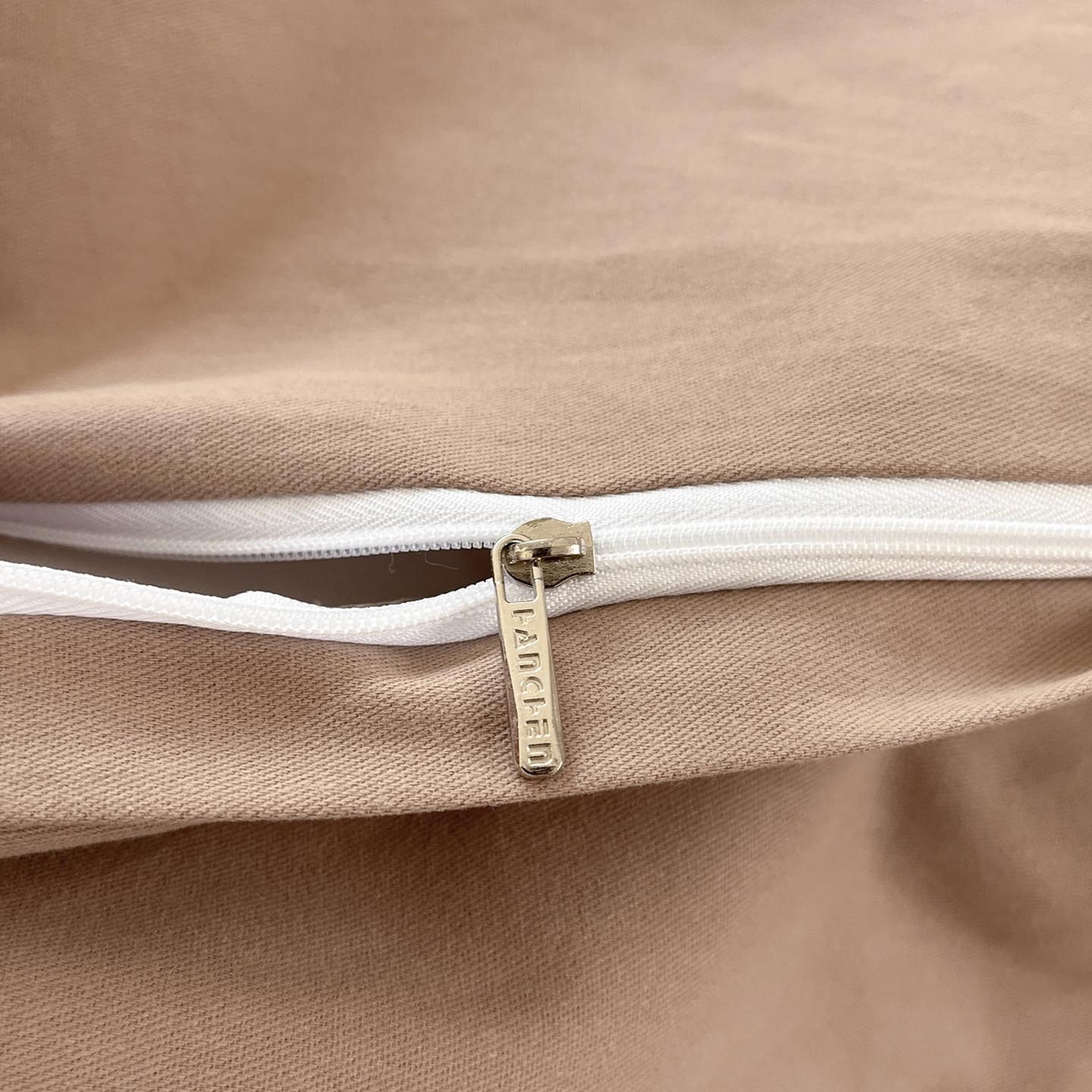 91家纺网 家纺一手货源 找家纺 涵宸家纺 2025新款原棉加厚磨毛印花四件套 渊默