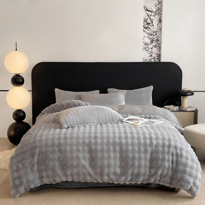 91家纺网 家纺一手货源 找家纺 耐思家纺 2025新款泡泡牛奶绒纯色四件套 泡泡 星空灰