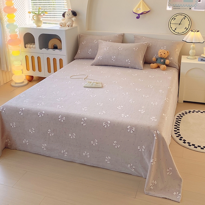 91家纺网 家纺一手货源 找家纺 艾橙家纺 2025秋冬新款高克重牛奶绒印花床单单品床单床单单件 爱如星晨-咖