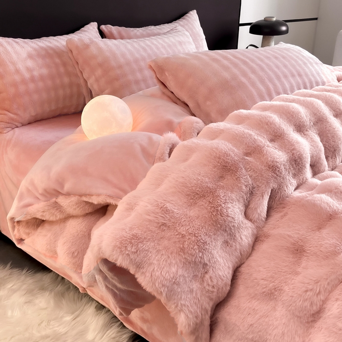 91家纺网 家纺一手货源 找家纺 耐思家纺 2025新款泡泡牛奶绒纯色四件套 泡泡 粉豆沙