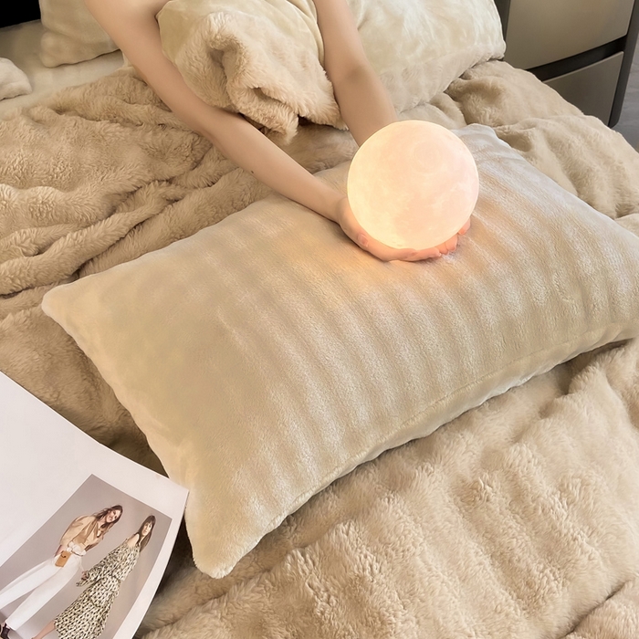 91家纺网 家纺一手货源 找家纺 耐思家纺 2025新款泡泡牛奶绒纯色四件套 泡泡 卡其驼