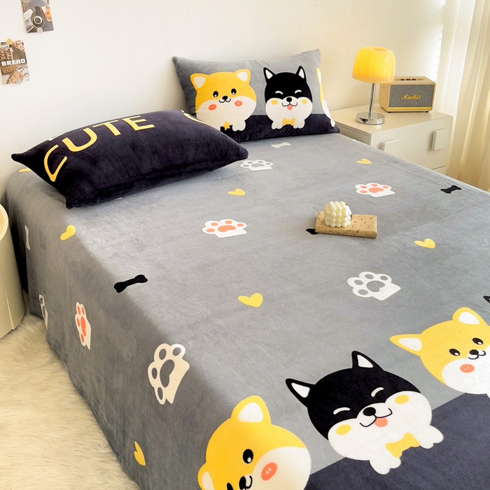 91家纺网 家纺一手货源 找家纺 艾橙家纺 2025秋冬新款高克重牛奶绒印花床单单品床单床单单件 柯基