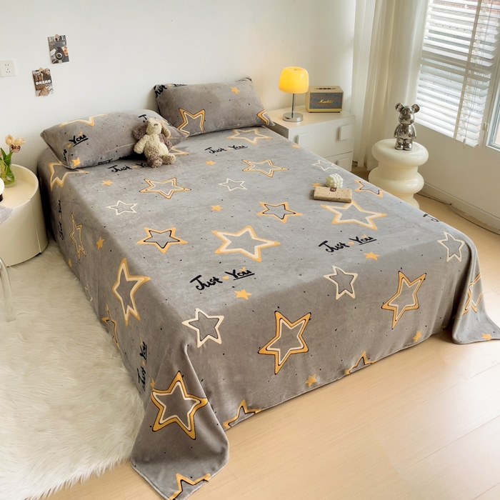 91家纺网 家纺一手货源 找家纺 艾橙家纺 2025秋冬新款高克重牛奶绒印花床单单品床单床单单件 浪漫星海