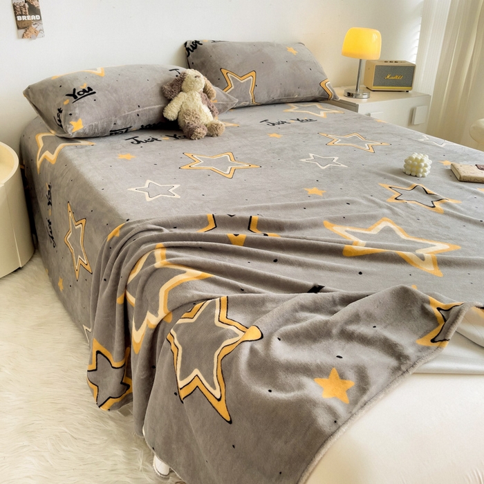 91家纺网 家纺一手货源 找家纺 艾橙家纺 2025秋冬新款高克重牛奶绒印花床单单品床单床单单件 浪漫星海