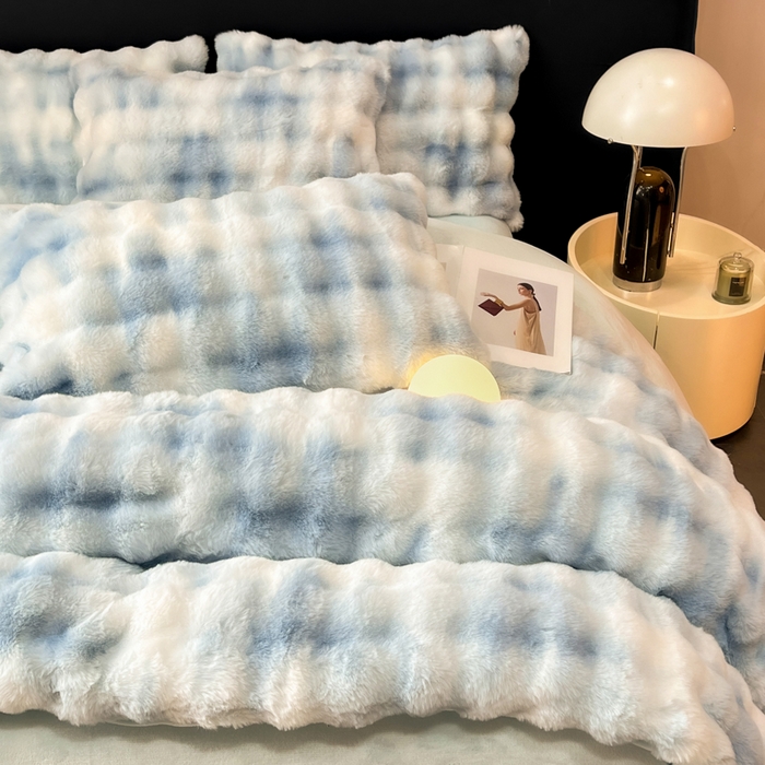 91家纺网 家纺一手货源 找家纺 耐思家纺 2025新款泡泡牛奶绒纯色四件套 炫彩 清水兰