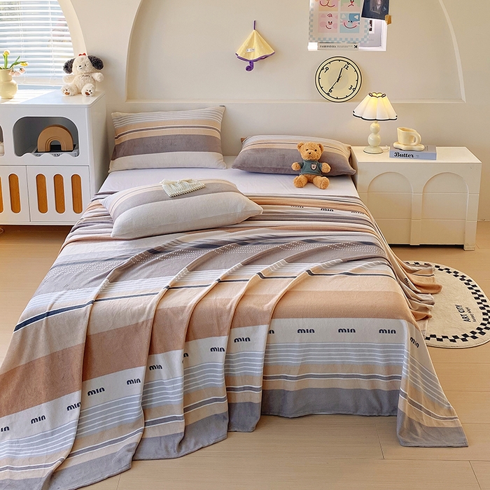 91家纺网 家纺一手货源 找家纺 艾橙家纺 2025秋冬新款高克重牛奶绒印花床单单品床单床单单件 米兰风尚-咖