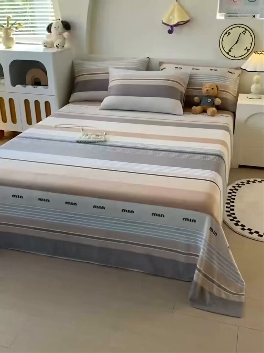 91家纺网 家纺一手货源 找家纺 艾橙家纺 2025秋冬新款高克重牛奶绒印花床单单品床单床单单件 米兰风尚-咖