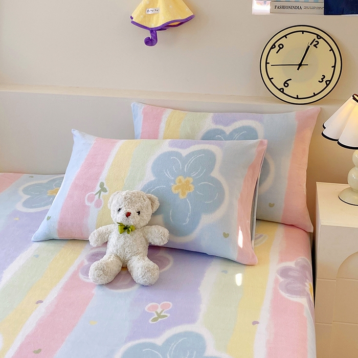 91家纺网 家纺一手货源 找家纺 艾橙家纺 2025秋冬新款高克重牛奶绒印花床单单品床单床单单件 七彩花梦