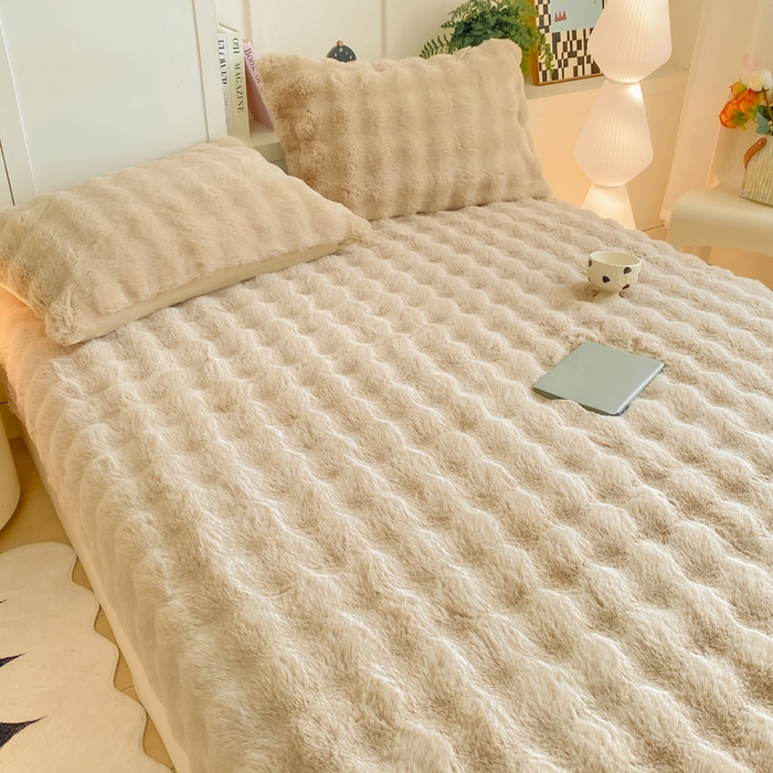 91家纺网 家纺一手货源 找家纺 （总）耐思家纺 2025新款泡泡牛奶绒纯色单品床笠床笠单件