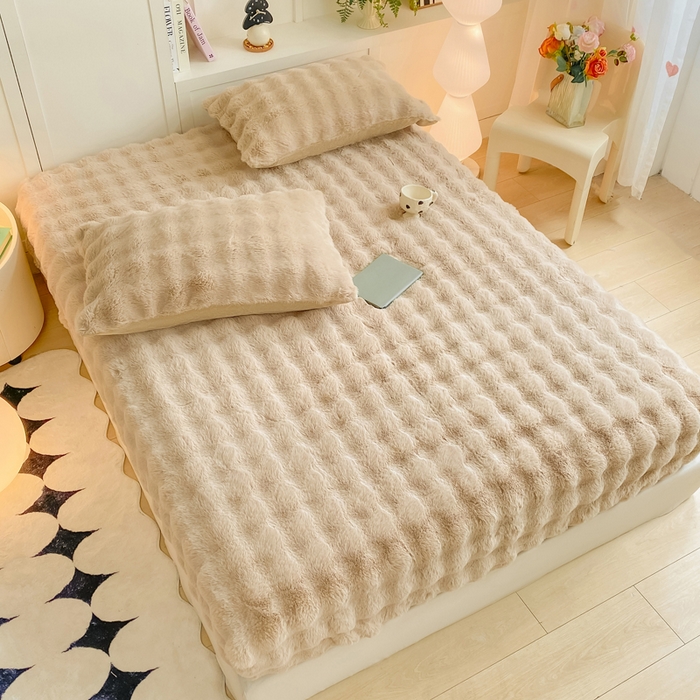 91家纺网 家纺一手货源 找家纺 （总）耐思家纺 2025新款泡泡牛奶绒纯色单品床笠床笠单件