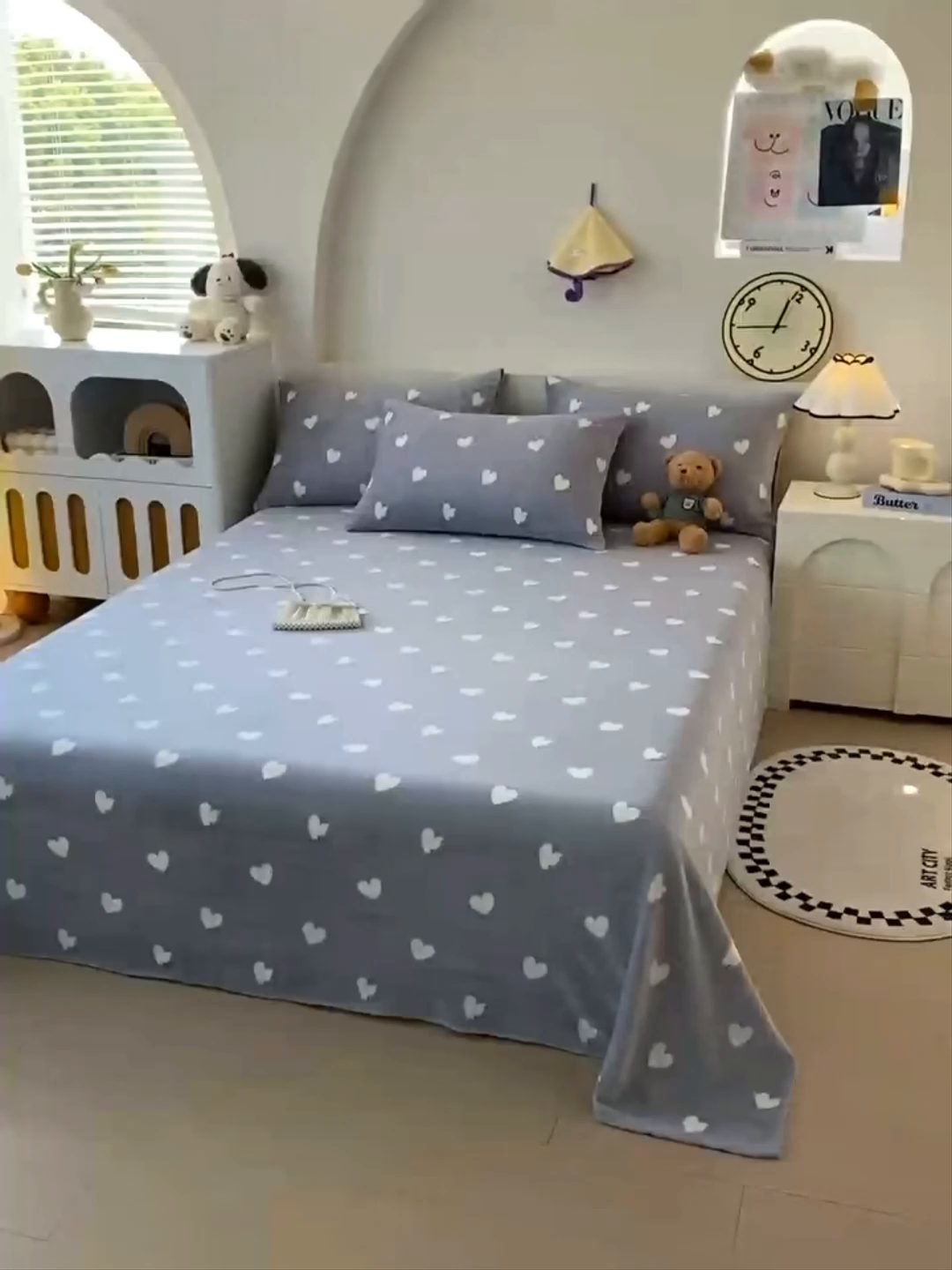 91家纺网 家纺一手货源 找家纺 艾橙家纺 2025秋冬新款高克重牛奶绒印花床单单品床单床单单件 心心相印-灰