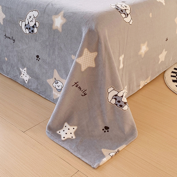 91家纺网 家纺一手货源 找家纺 艾橙家纺 2025秋冬新款高克重牛奶绒印花床单单品床单床单单件 星际宝贝