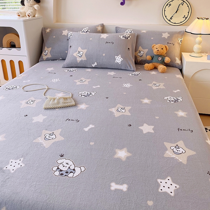 91家纺网 家纺一手货源 找家纺 艾橙家纺 2025秋冬新款高克重牛奶绒印花床单单品床单床单单件 星际宝贝