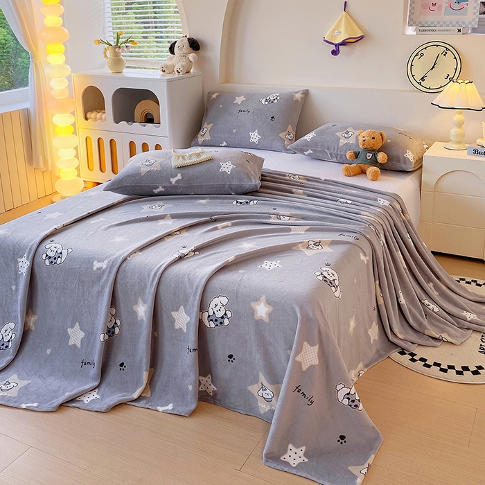 91家纺网 家纺一手货源 找家纺 艾橙家纺 2025秋冬新款高克重牛奶绒印花床单单品床单床单单件 星际宝贝