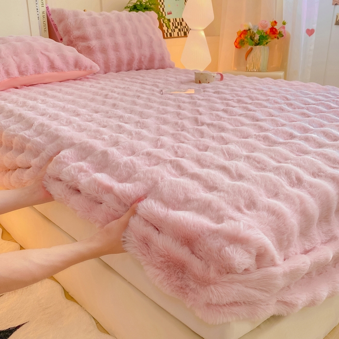 91家纺网 家纺一手货源 找家纺 耐思家纺 2025新款泡泡牛奶绒纯色单品床笠床笠单件 泡泡 粉豆沙