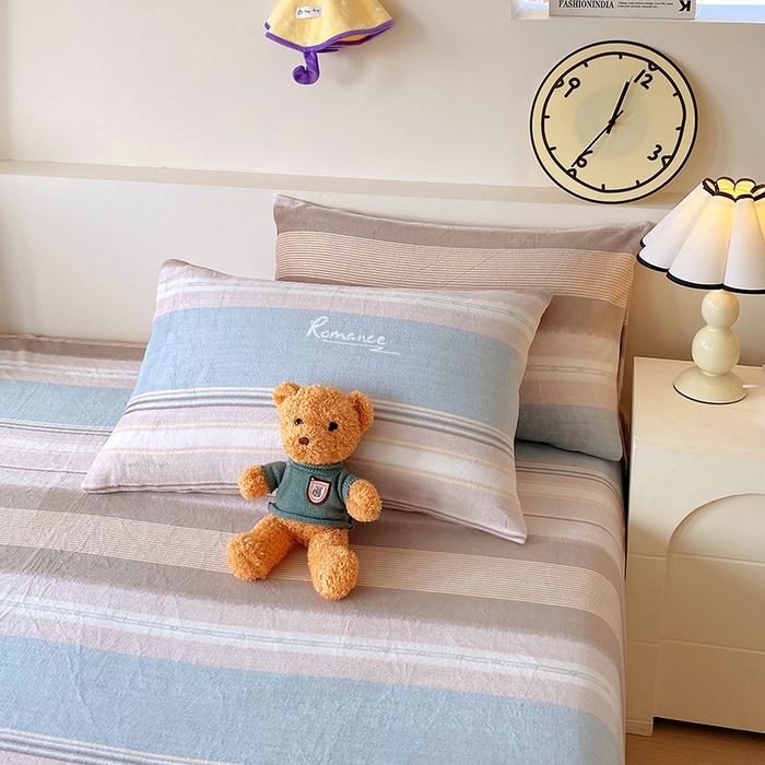 91家纺网 家纺一手货源 找家纺 艾橙家纺 2025秋冬新款高克重牛奶绒印花床单单品床单床单单件 英伦之旅-兰