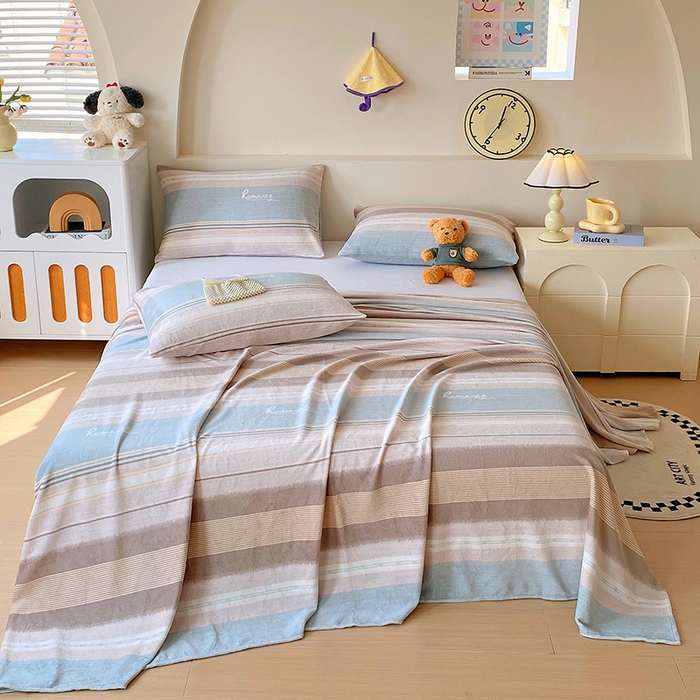 91家纺网 家纺一手货源 找家纺 艾橙家纺 2025秋冬新款高克重牛奶绒印花床单单品床单床单单件 英伦之旅-兰