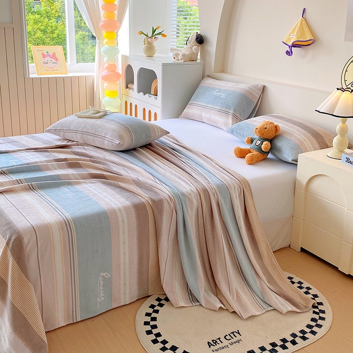 91家纺网 家纺一手货源 找家纺 艾橙家纺 2025秋冬新款高克重牛奶绒印花床单单品床单床单单件 英伦之旅-兰