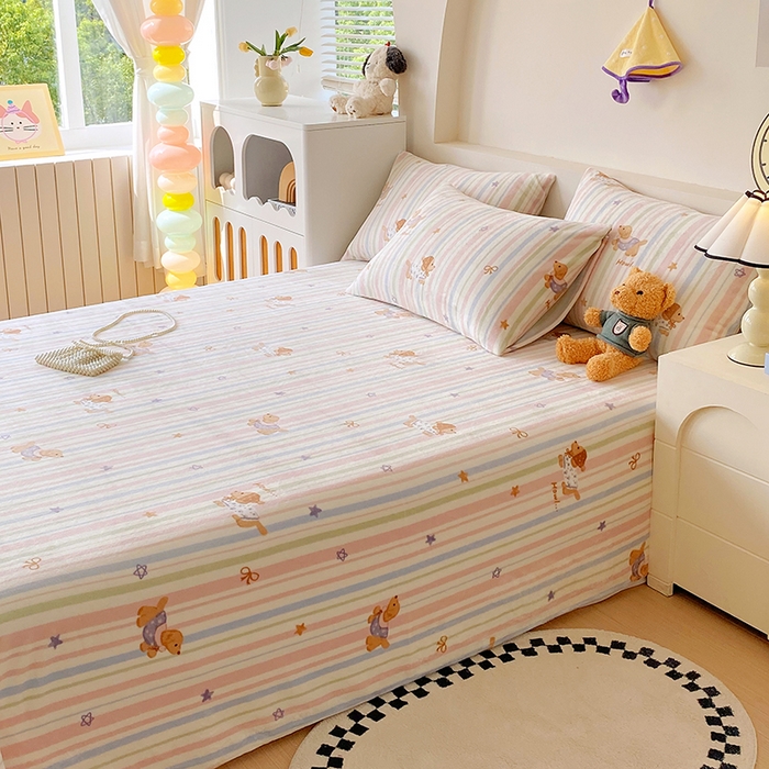 91家纺网 家纺一手货源 找家纺 艾橙家纺 2025秋冬新款高克重牛奶绒印花床单单品床单床单单件 悦动萌宠