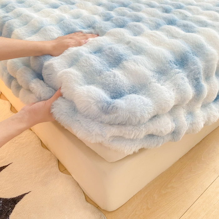 91家纺网 家纺一手货源 找家纺 耐思家纺 2025新款泡泡牛奶绒纯色单品床笠床笠单件 炫彩 清水兰