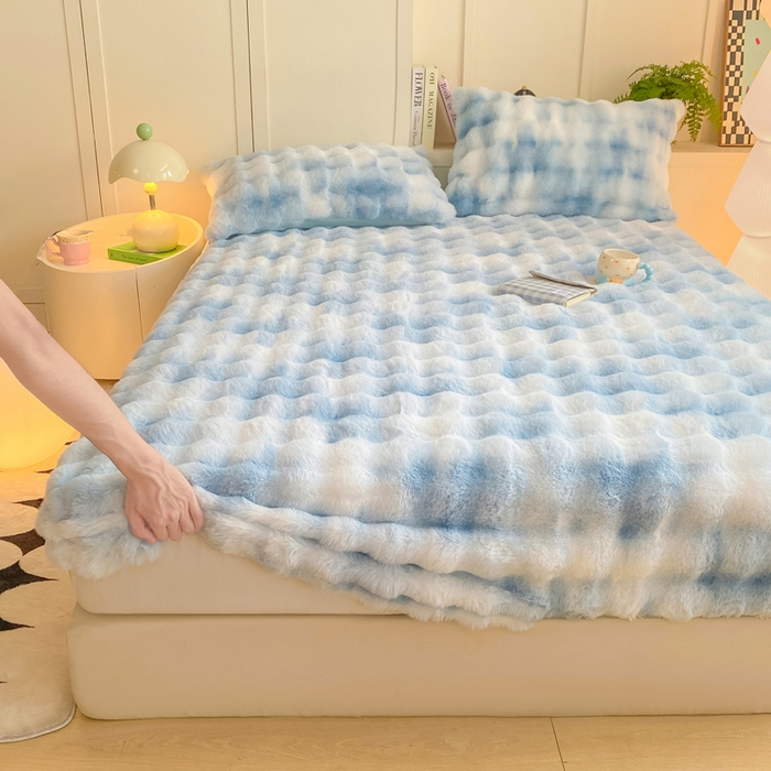 91家纺网 家纺一手货源 找家纺 耐思家纺 2025新款泡泡牛奶绒纯色单品床笠床笠单件 炫彩 清水兰