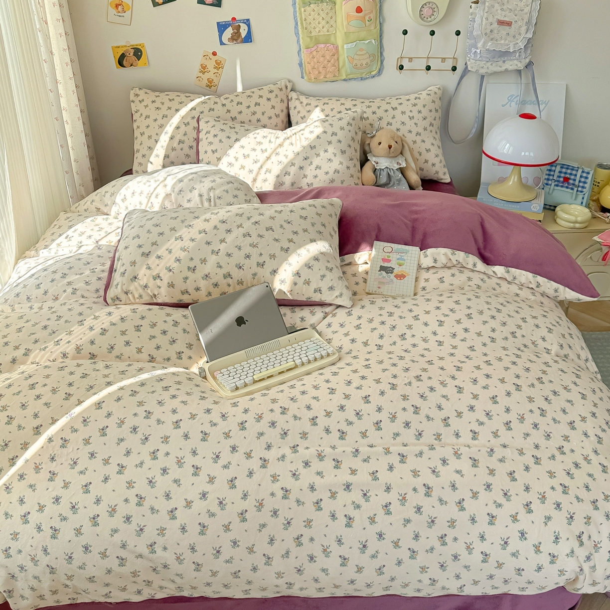 91家纺网 家纺一手货源 找家纺 韩巢家纺 2025新款高克重牛奶绒四件套冬季绒床品被套床单三件套 繁花似梦