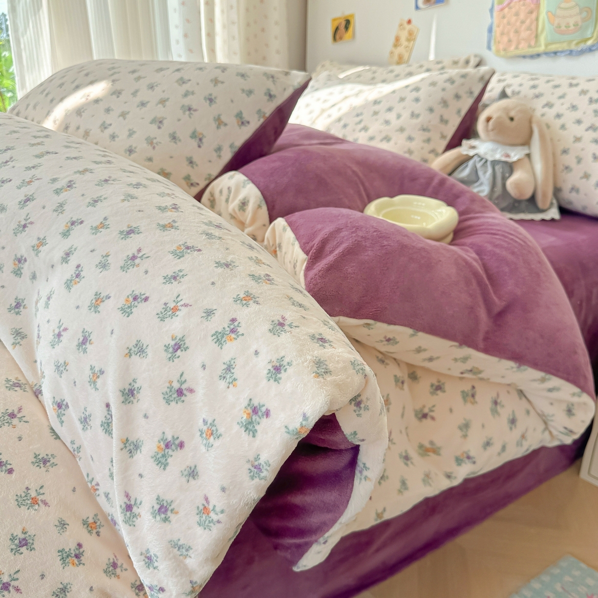 韩巢家纺 2025新款高克重牛奶绒四件套冬季绒床品被套床单三件套 繁花似梦