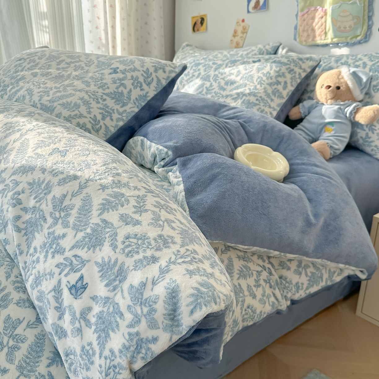 91家纺网 家纺一手货源 找家纺 韩巢家纺 2025新款高克重牛奶绒四件套冬季绒床品被套床单三件套 风沙沙