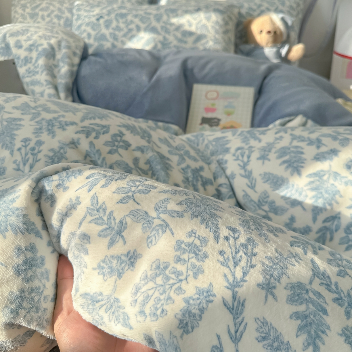 91家纺网 家纺一手货源 找家纺 韩巢家纺 2025新款高克重牛奶绒四件套冬季绒床品被套床单三件套 风沙沙