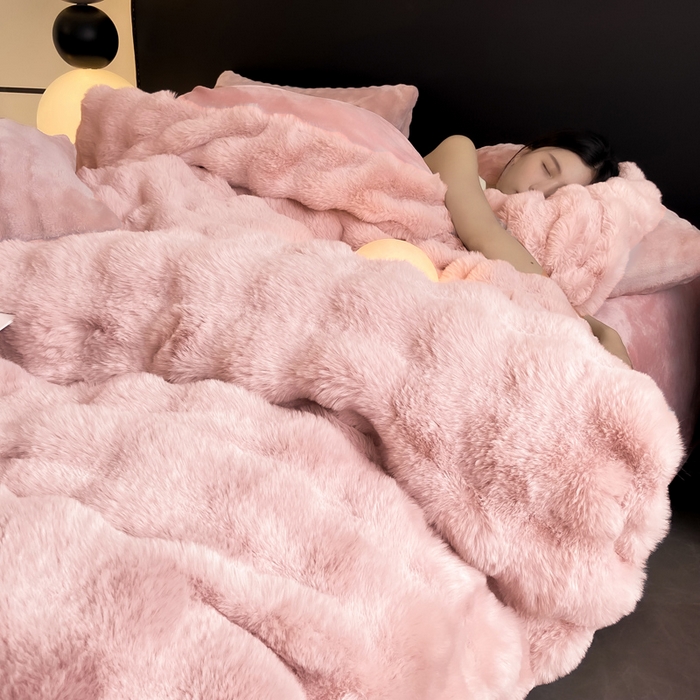 91家纺网 家纺一手货源 找家纺 耐思家纺 2025新款泡泡牛奶绒纯色单品被套被套单件 泡泡 粉豆沙