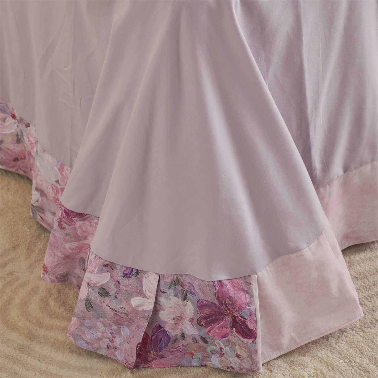 91家纺网 家纺一手货源 找家纺 蓝米卡夫 2025秋冬-A类全棉50S*50S双股磨毛数码印花法式褶皱花边款（礼盒包装）-拍摄风格1 笔触与诗-玉