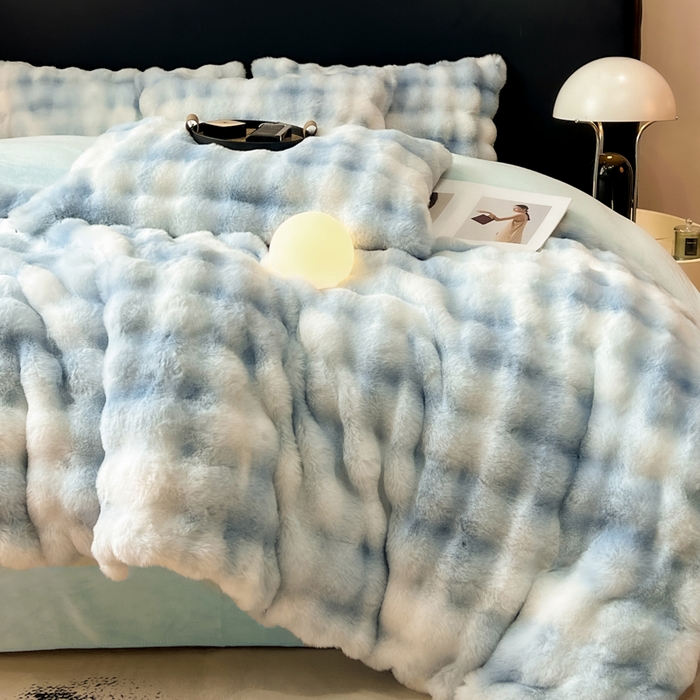 91家纺网 家纺一手货源 找家纺 耐思家纺 2025新款泡泡牛奶绒纯色单品被套被套单件 炫彩 清水兰