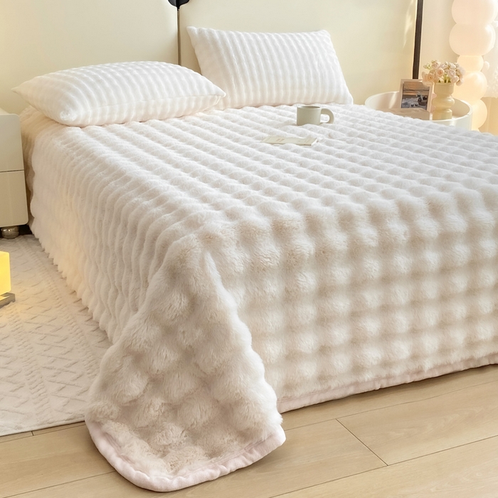 91家纺网 家纺一手货源 找家纺 耐思家纺 2025新款泡泡牛奶绒纯色单品床单床单单件 泡泡 优雅白