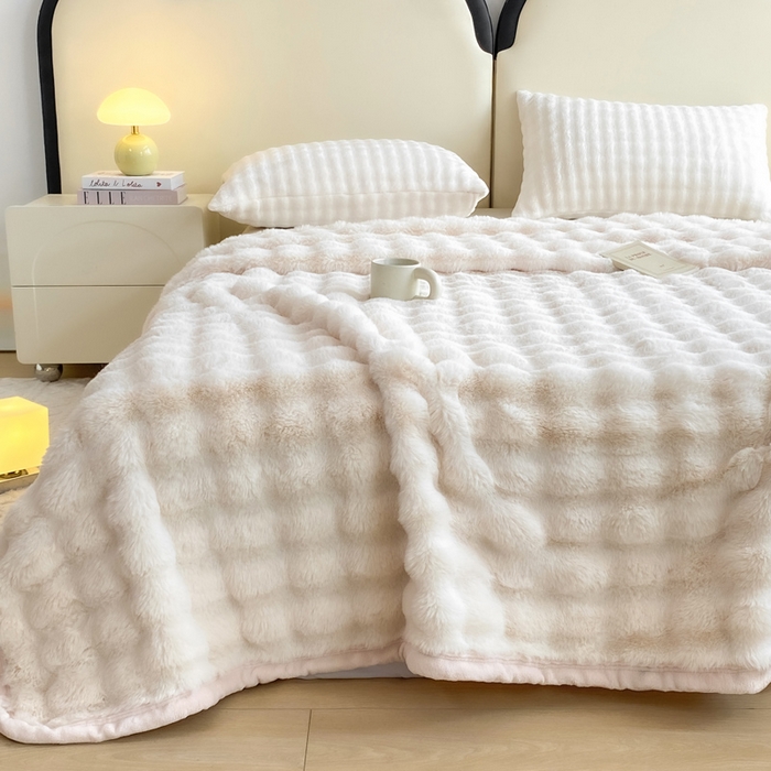 91家纺网 家纺一手货源 找家纺 耐思家纺 2025新款泡泡牛奶绒纯色单品床单床单单件 泡泡 优雅白