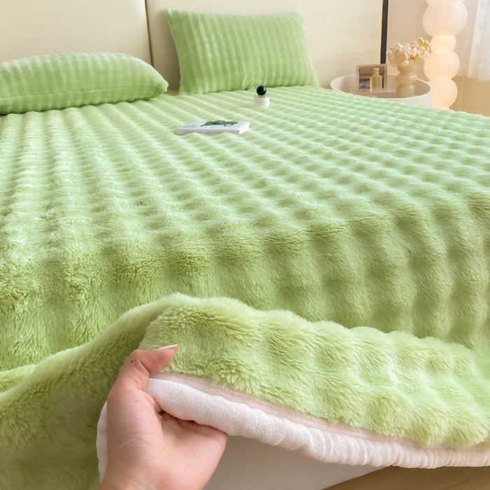 91家纺网 家纺一手货源 找家纺 耐思家纺 2025新款泡泡牛奶绒纯色单品床单床单单件 泡泡 淡雅绿