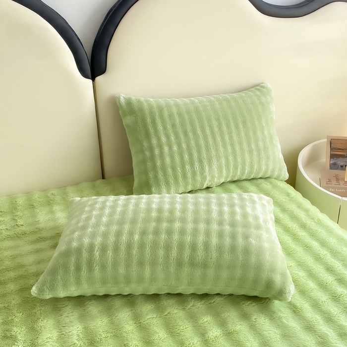 91家纺网 家纺一手货源 找家纺 耐思家纺 2025新款泡泡牛奶绒纯色单品床单床单单件 泡泡 淡雅绿