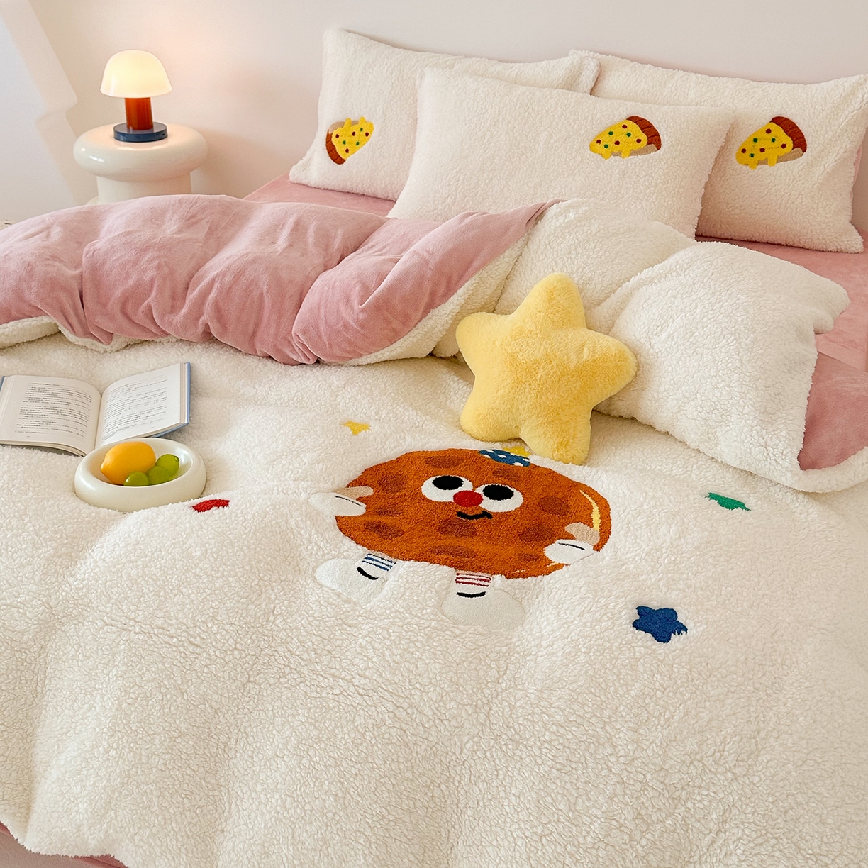 91家纺网 家纺一手货源 找家纺 （总）乐坊 2025新款小阪羊羔绒牛奶绒卡通四件套冬季加厚保暖