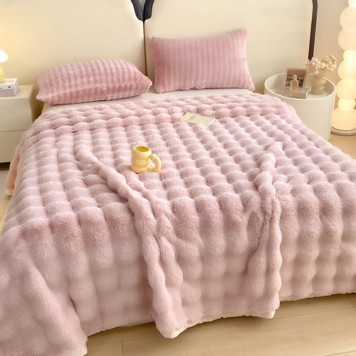 91家纺网 家纺一手货源 找家纺 耐思家纺 2025新款泡泡牛奶绒纯色单品床单床单单件 泡泡 粉豆沙