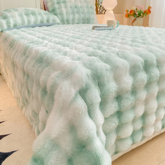 91家纺网 家纺一手货源 找家纺 耐思家纺 2025新款泡泡牛奶绒纯色单品床单床单单件 炫彩 青草绿