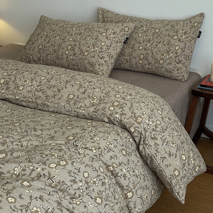 91家纺网 家纺一手货源 找家纺 仟网汇 2025新款高克重亚麻复古简单款四件套 梅花颂