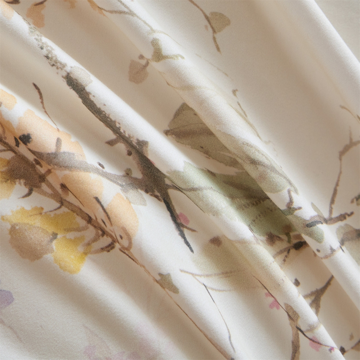 91家纺网 家纺一手货源 找家纺 蓝米卡夫 2025秋冬-A类全棉50S*50S双股磨毛数码印花绣边款（礼盒包装）提供买家秀 枝霖