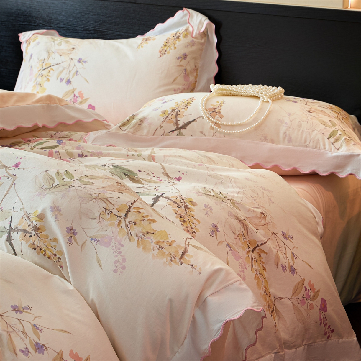 91家纺网 家纺一手货源 找家纺 蓝米卡夫 2025秋冬-A类全棉50S*50S双股磨毛数码印花绣边款（礼盒包装）提供买家秀 枝霖