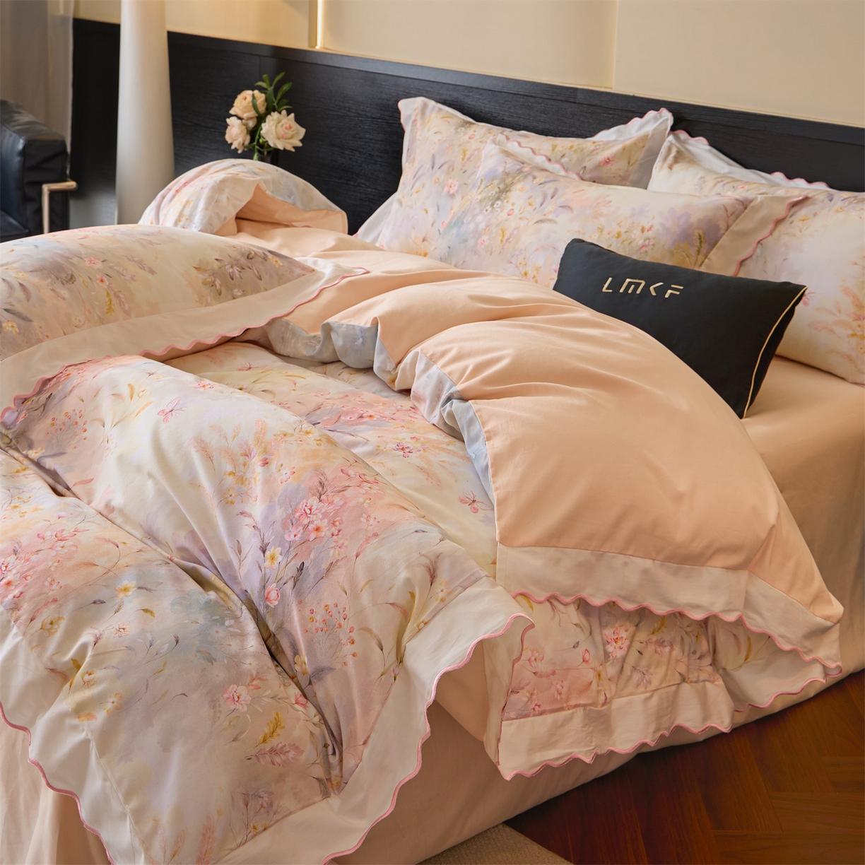 91家纺网 家纺一手货源 找家纺 蓝米卡夫 2025秋冬-A类全棉50S*50S双股磨毛数码印花绣边款（礼盒包装）提供买家秀 浮生若棠