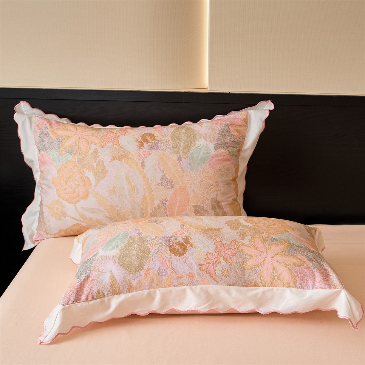 91家纺网 家纺一手货源 找家纺 蓝米卡夫 2025秋冬-A类全棉50S*50S双股磨毛数码印花绣边款（礼盒包装）提供买家秀 美洛迪