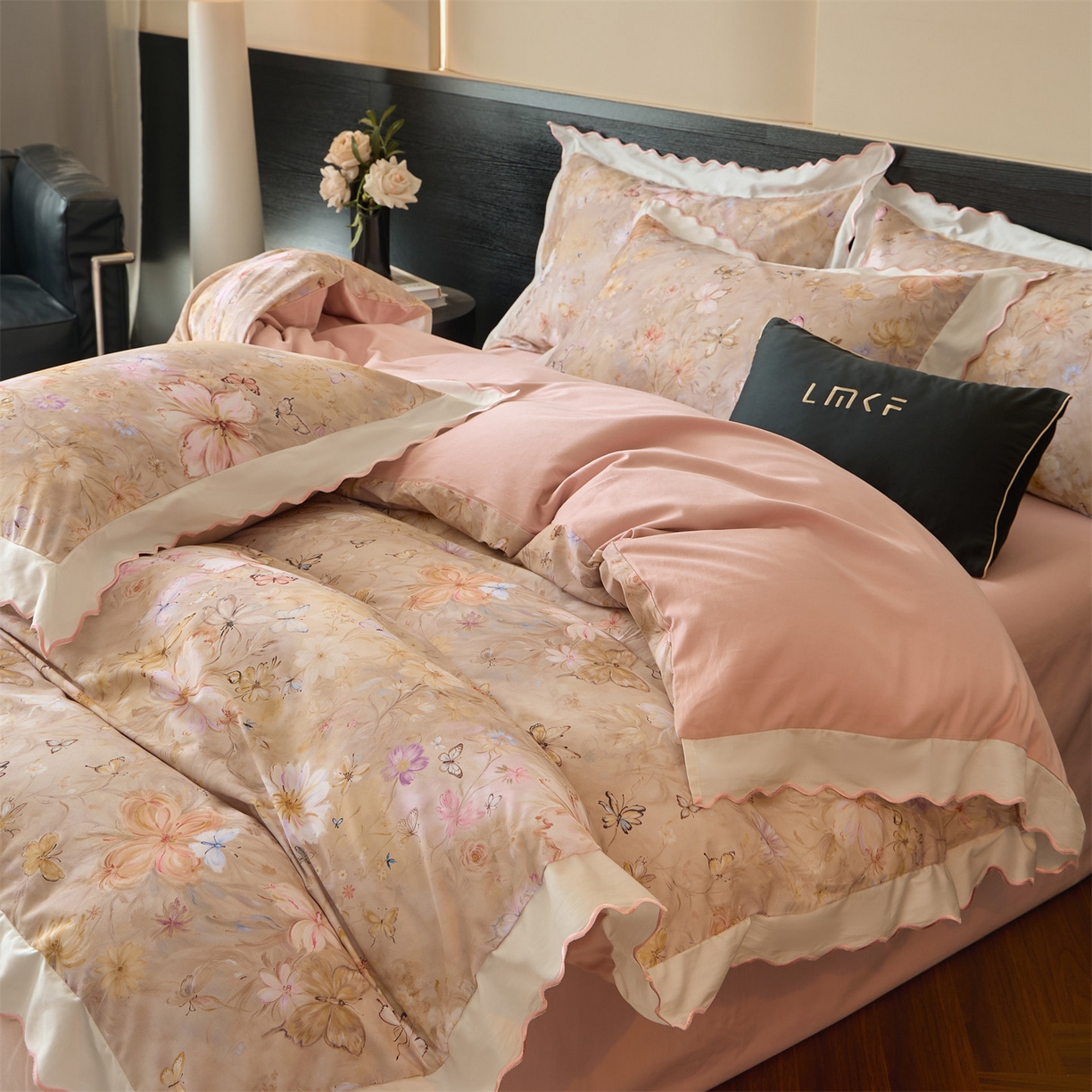 91家纺网 家纺一手货源 找家纺 蓝米卡夫 2025秋冬-A类全棉50S*50S双股磨毛数码印花绣边款（礼盒包装）提供买家秀 梦微