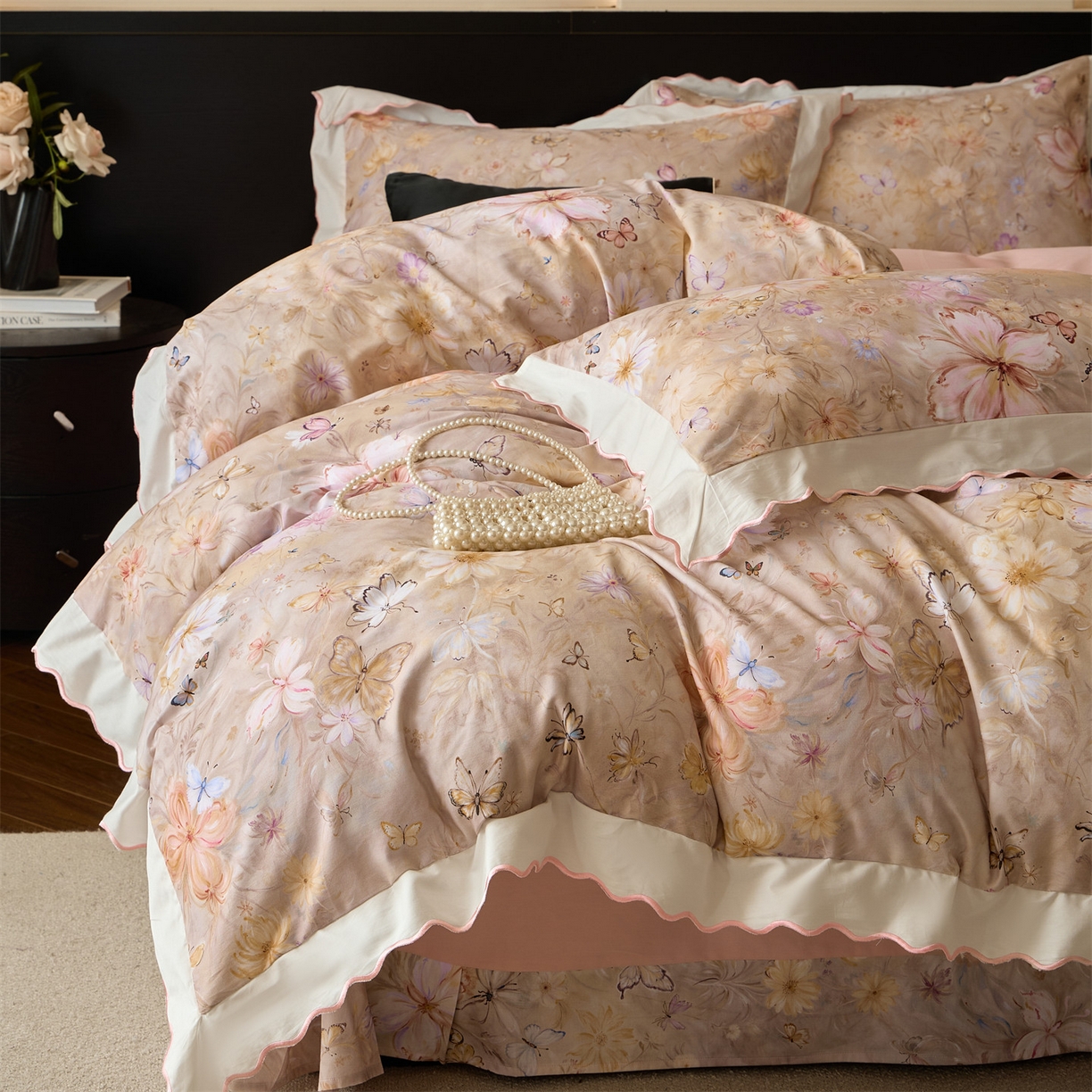 91家纺网 家纺一手货源 找家纺 蓝米卡夫 2025秋冬-A类全棉50S*50S双股磨毛数码印花绣边款（礼盒包装）提供买家秀 梦微