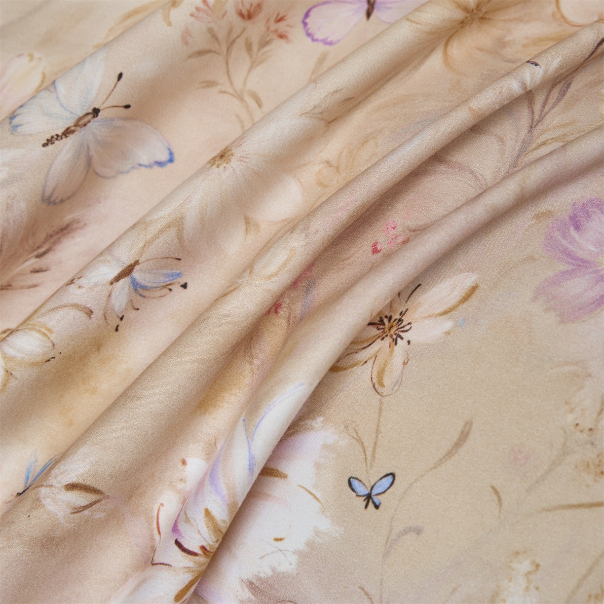 91家纺网 家纺一手货源 找家纺 蓝米卡夫 2025秋冬-A类全棉50S*50S双股磨毛数码印花绣边款（礼盒包装）提供买家秀 梦微